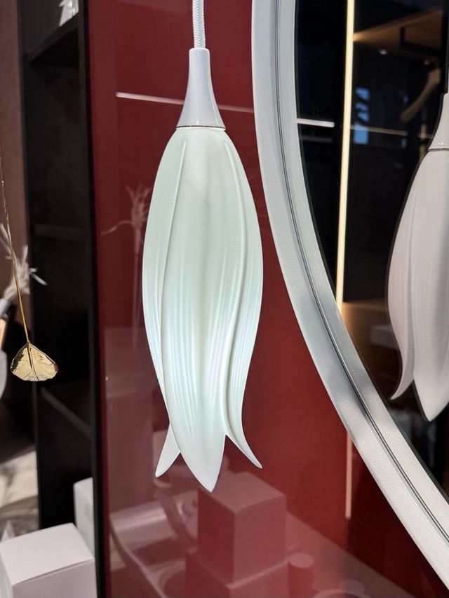 Подвесной светильник Sagarti Flora, из экспозиции шоурума